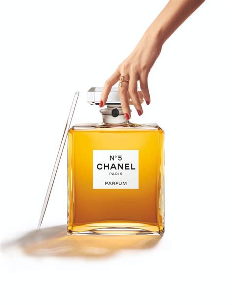 chanel extraits|Chanel no 5 grand.